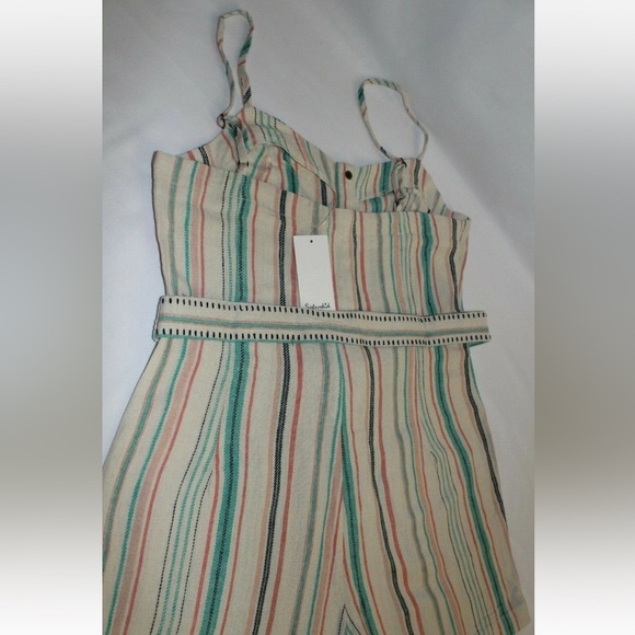 Splendid NWT Women's Belted Romper Multi Color Beige Size Small - Picture 7 of 11